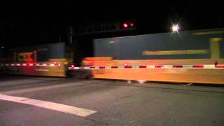 CSXT Q031-31 with it Leaned Back ES44AH/ET44AH & Horn Salute rolling