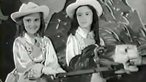"My Little Buckaroo" - The Moylan Sisters (1938)