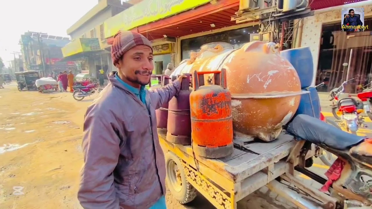 ￼ gas Kachi Hai please subscribe my channel funny video