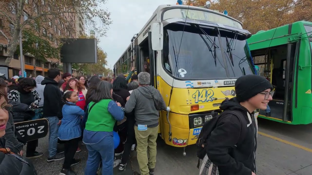 MICRO AMARILLA CHILENA / BUS ANTIGUO SNTIAGO DE CHILE