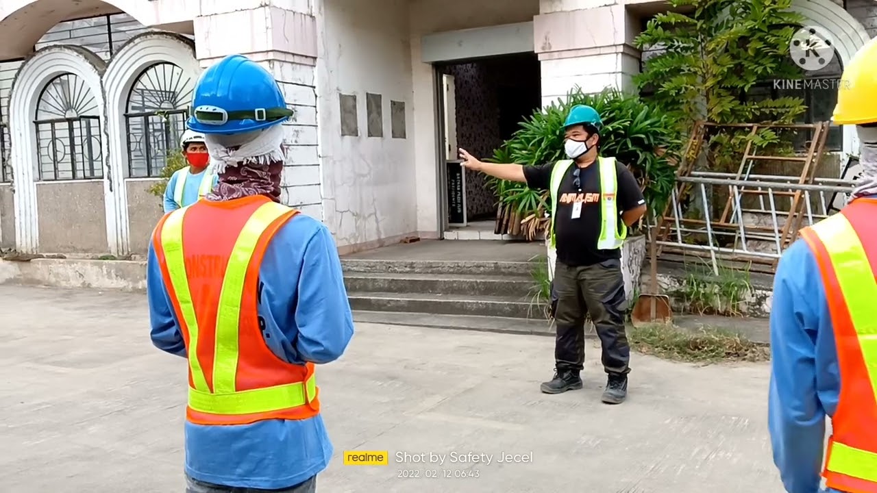 Daily Safety Toolbox Meeting