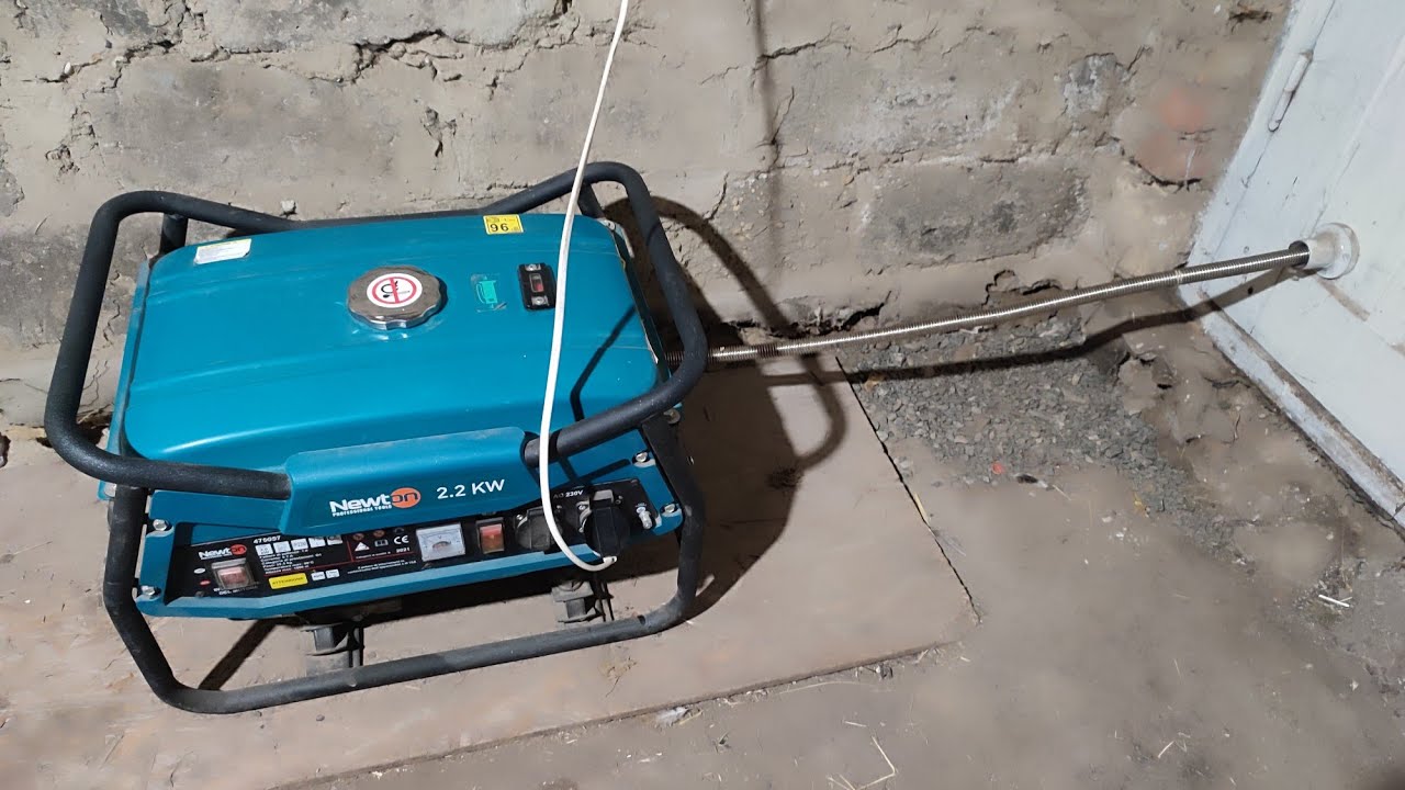 Альтернативная выхлопная труба для генератора если нет специальной гофры.