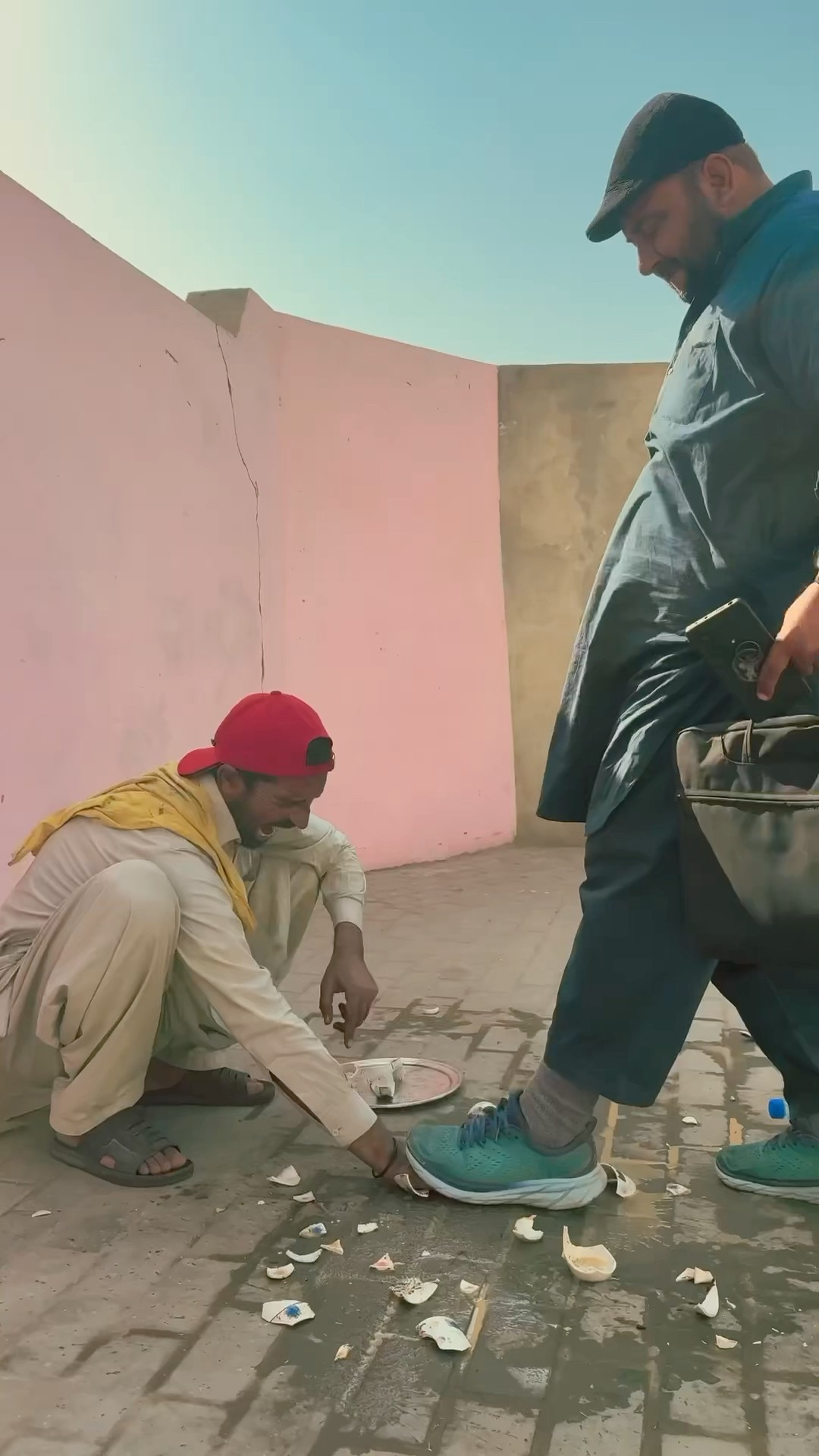 chai wala par zulm kiya ???