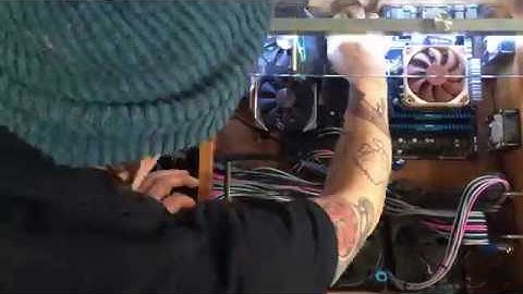 Time Lapse Desk PC Build - Checking in with Gipsy Danger PART 2