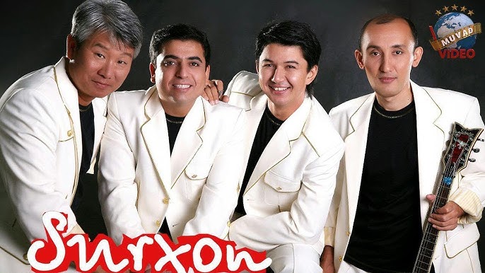 Qancha yoshdagi sochli ayollar hammomda yuvinadilar Ayolning yechinishini tekshirish