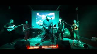 And Let Die (Guns N Roses) - 24/10/2025 • Halloween - Under Pub Resimi