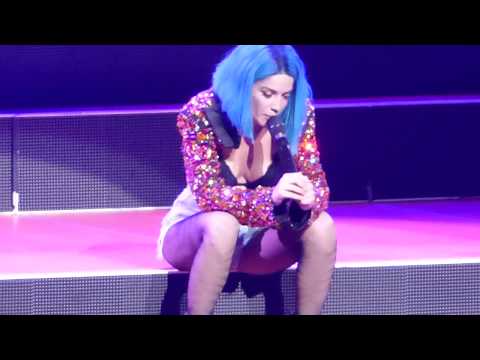 11/19 Halsey Cries Onstage + Closer + Sorry @ Wolf Trap, Vienna, VA 7/15/18
