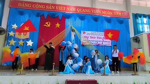 TIẾT MỤC MÚA MẸ YÊU CON MASHUP VIẾT TIẾP CÂU CHUYỆN HÒA BÌNH - CỦA LỚP 9A2