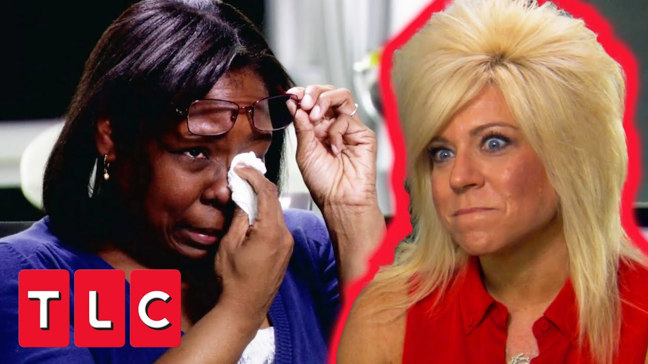 Theresa Connects Woman With Her Mum Who Was Killed By Her Sister's Boyfriend | Long Island Medium