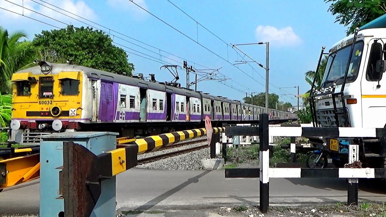 Quick Speedy Newly Painted Shiny EMU Local Train Skip Between Railgate Quickly | Eastern Railways