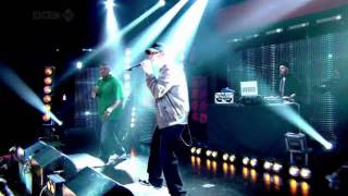 Eminem - Not Afraid - Friday Night With Jonathan Ross (720p)