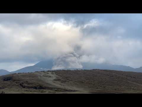 【熊本】阿蘇中岳の火山の噴火