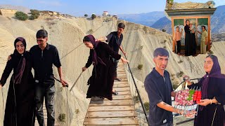 😱 Just one step away from falling!Fatima confronts Vahid;an adventure on the scariest suspension bri
