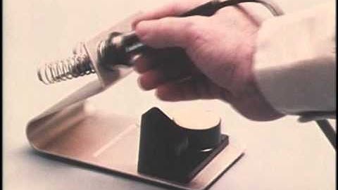 Basic Soldering Lesson SWEDISH - Soldering to PCB Terminals