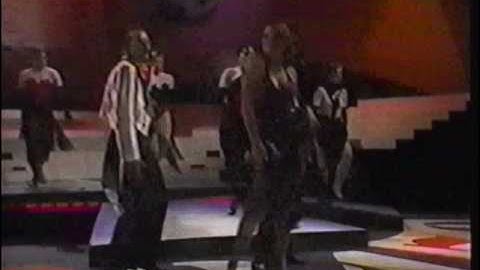 Ann Reinking does 