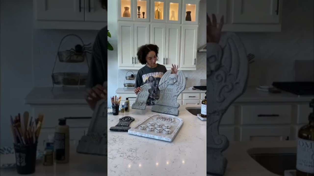 Chic Halloween Decor