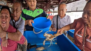 Senang Hati Bahagiakan Orang Tua // Rezeki Ini Tuhan Yang Bagi // Seafood Time Makan Sampai Kenyang…