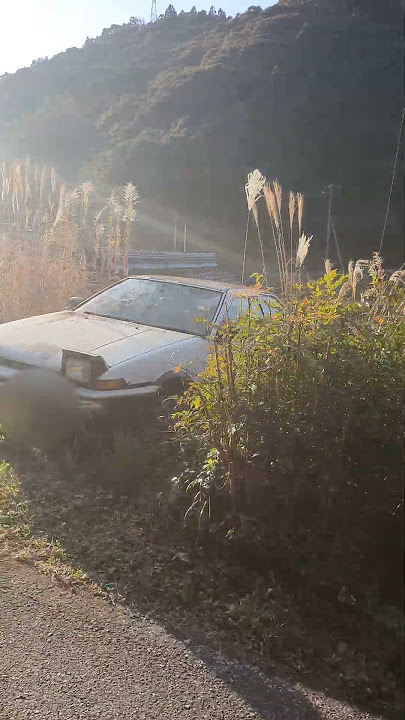 Broken & abandoned Toyota Trueno AE86 #initiald #shorts #AE86