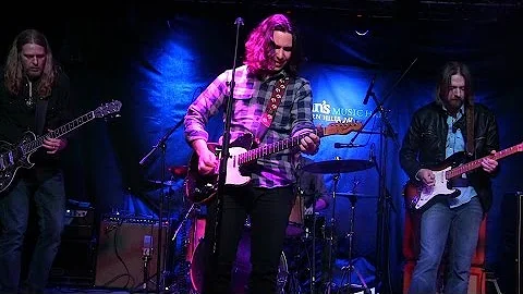''DEAR MR. FANTASY'' - DAVY KNOWLES w/ Jeff Massey...