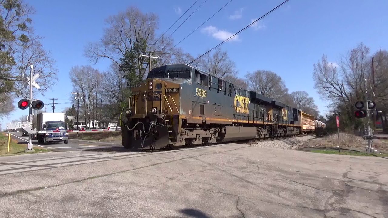CSXT 5283 Leads CSX Train F761 At Chester SC - YouTube