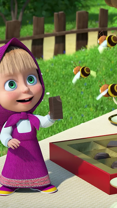 Even bees love chocolate! 💖🍫 #Wellbeeing #MashaAndTheBear #Shorts #cartoonforkids #kids