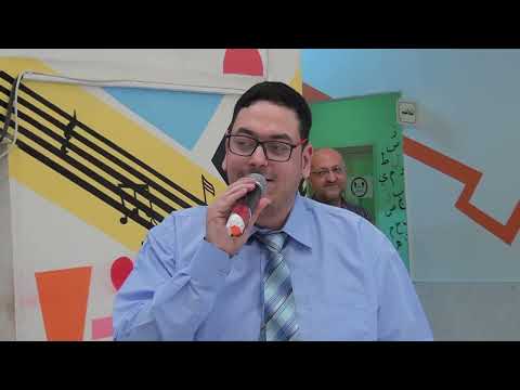 حفل عيد الام في مدرسة التربية الفكرية بنين اغنية ست الحبايب الفنان وليد عبد المحسن علي محمد