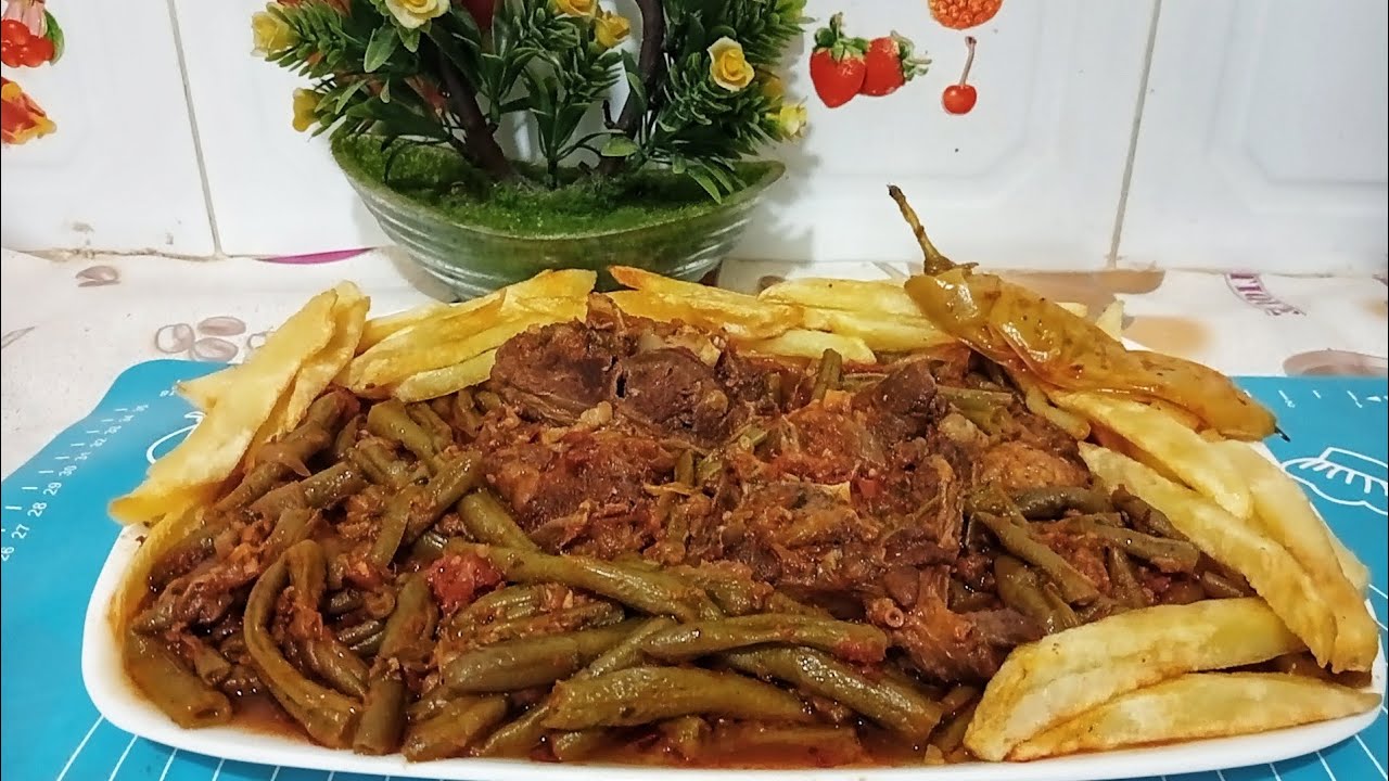 لوبيا ماشطو باللحم محمر في الكوكوطة طايب زبدة من كثرة بنتها طلبو مني نعاودها