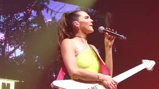 Sofi Tukker - "Sun Came Up" (Live @ Chicago 06/05/22)