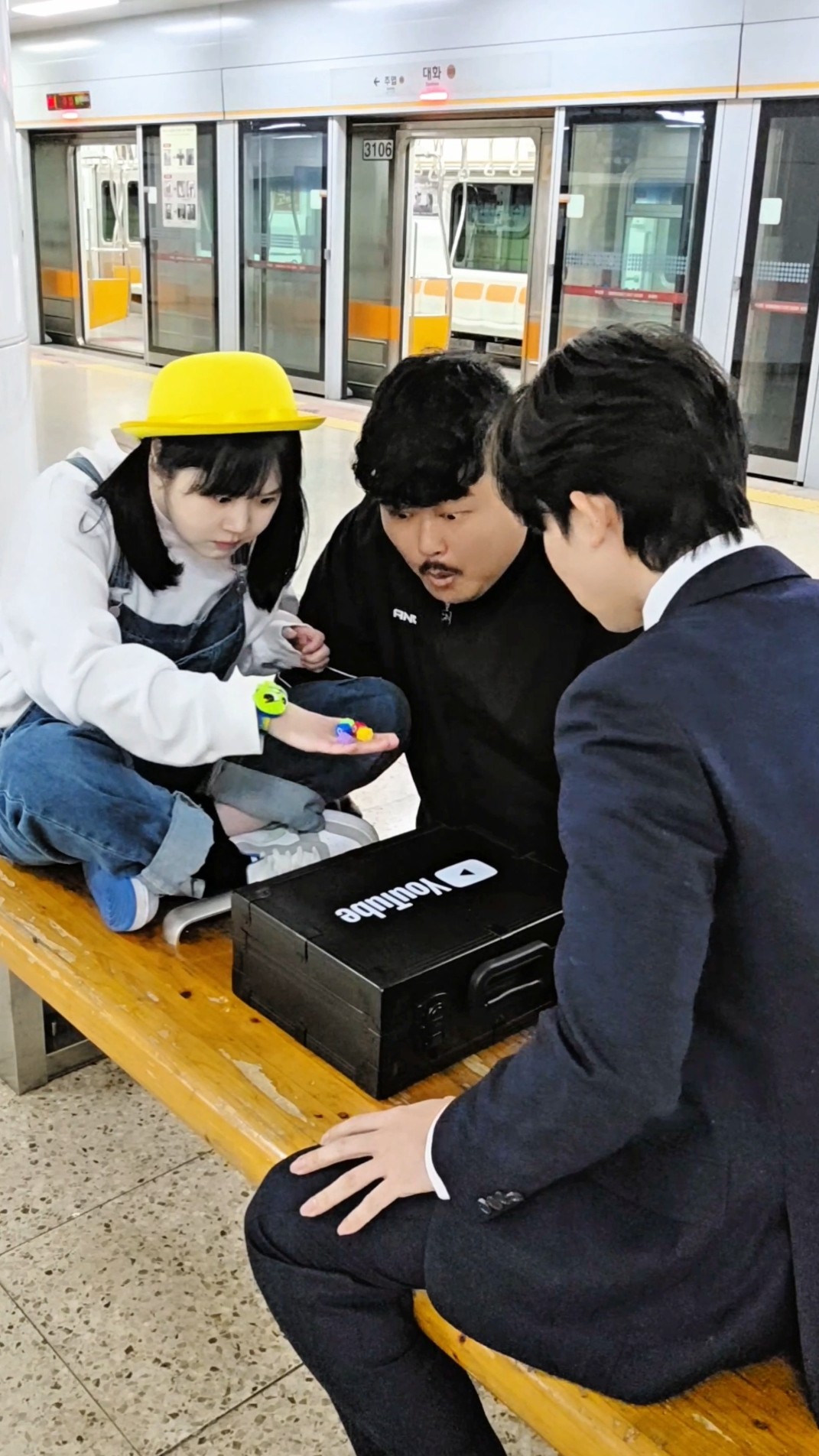 공기놀이??Squid Game#funny #TeamYELLOWHAT@LeeEdenLee @ratinobeatbox