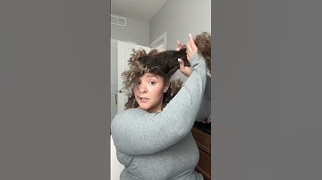 GRWM curly messy updo🤭💖✨ #curlyhair #curlyhairstyles #curlyhairtutorial