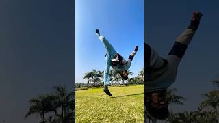 Indian man doing capoeira 🤸‍♂️#trending #viral #shortvideo #ytshorts #youtubeshorts #shorts #short