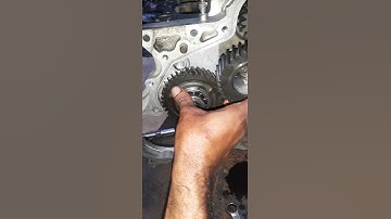 how to engine timing position setting Isuzu nkr#kashi #mechanic #viral #truke