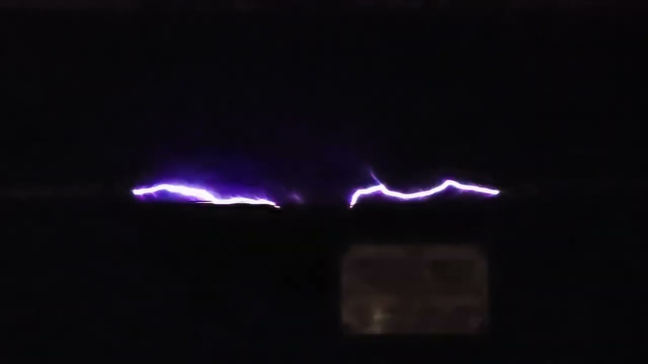 6" sparks from English induction coil using 24VDC and mechanical interrupter