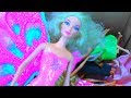 BARBIE С ОДНИМ КРЫЛОМ. Разбираем коробку с куклами Барби. Где же Монстер Хай? Gaya Roz