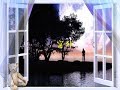 窗外 Outside Her Window