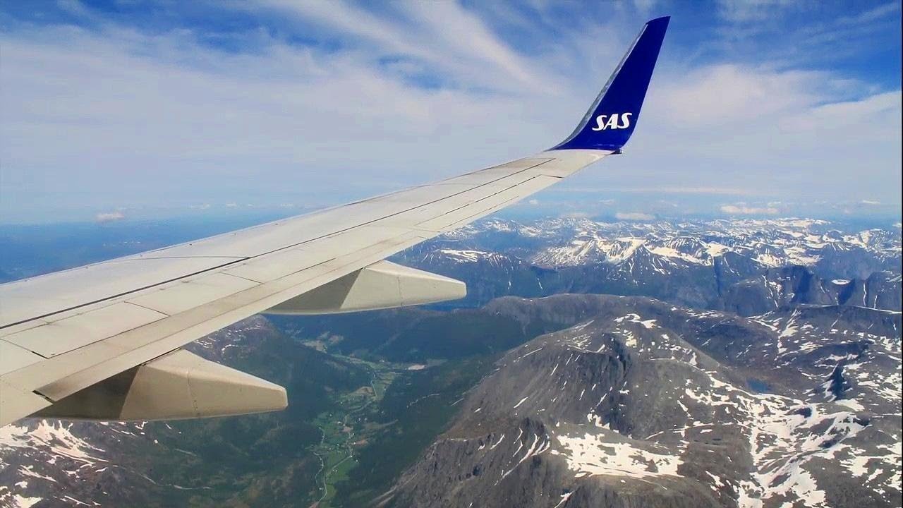 SAS Scandinavian Airlines 737-700 Oslo-Kristiansund Safety, Takeoff, Inflight, Landing