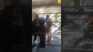 Paul Spadafora giving advice on the heavy bag #boxing #boxerworld