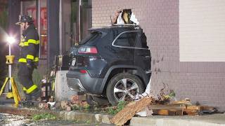 Car crashes into Burger King in Blasdell