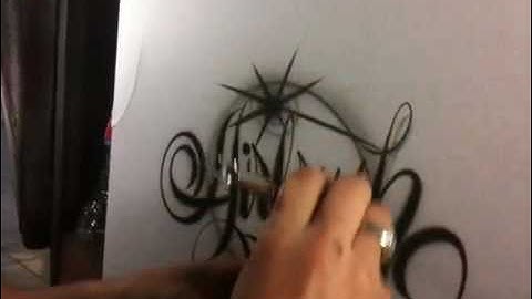 Airbrush script and graffiti lettering