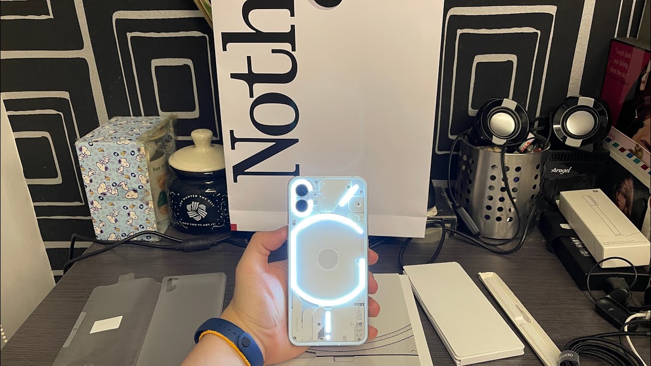 Nothing Phone (1) Unboxing + First Boot Up (White) - YouTube