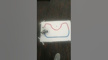 EV3 Mindstorm Robot - Line Follower Different Colours 2