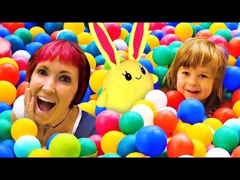 Video: Indoor-Spaß und Spiele für Babys und Kleinkinder zu Weihnachten