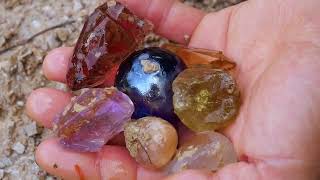 Incredible mine, full of agate, crystal balls, diamonds, get rich