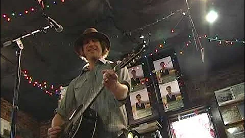 Todd Snider - June 19, 2009 - Grimey's (Nashville,...
