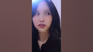Bro she’s explaining 😭😂 #twice #mina #chaeyoung #michaeng #twiceedit #kpopedit #nayeon