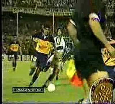 RIQUELME - the best dribbling - el mejor regate