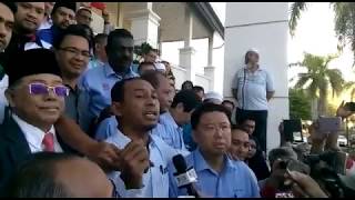 Mahkamah Lepaskan Cikgu Azizan