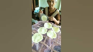 Thumbnail of Eyang pembuat Kerupuk GENDAR / cracker grandmother #shorts