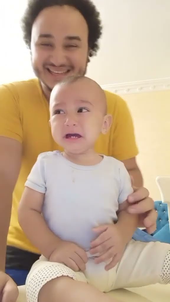 فاكرين ناصر وهو صغير ???