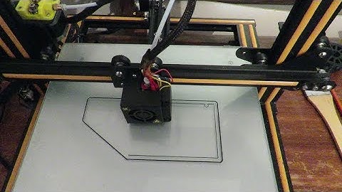 📌 CR-10 3D Printer Bed using Manual Levelling first then a New GCode Levelling plus the First Print